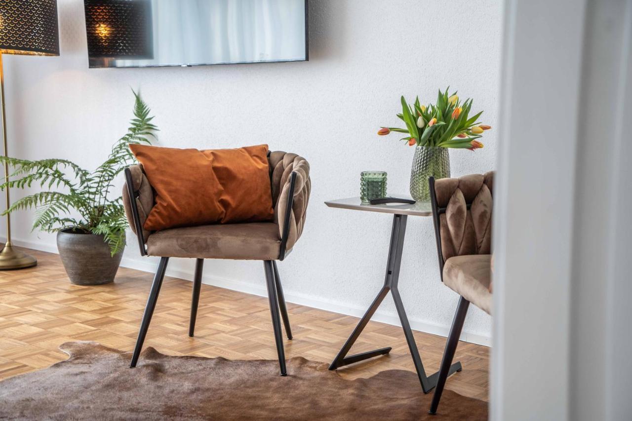 City Wohnung Fn L 5 Klimatisiert Mit Balkon Und Kueche FDH Eksteriør billede